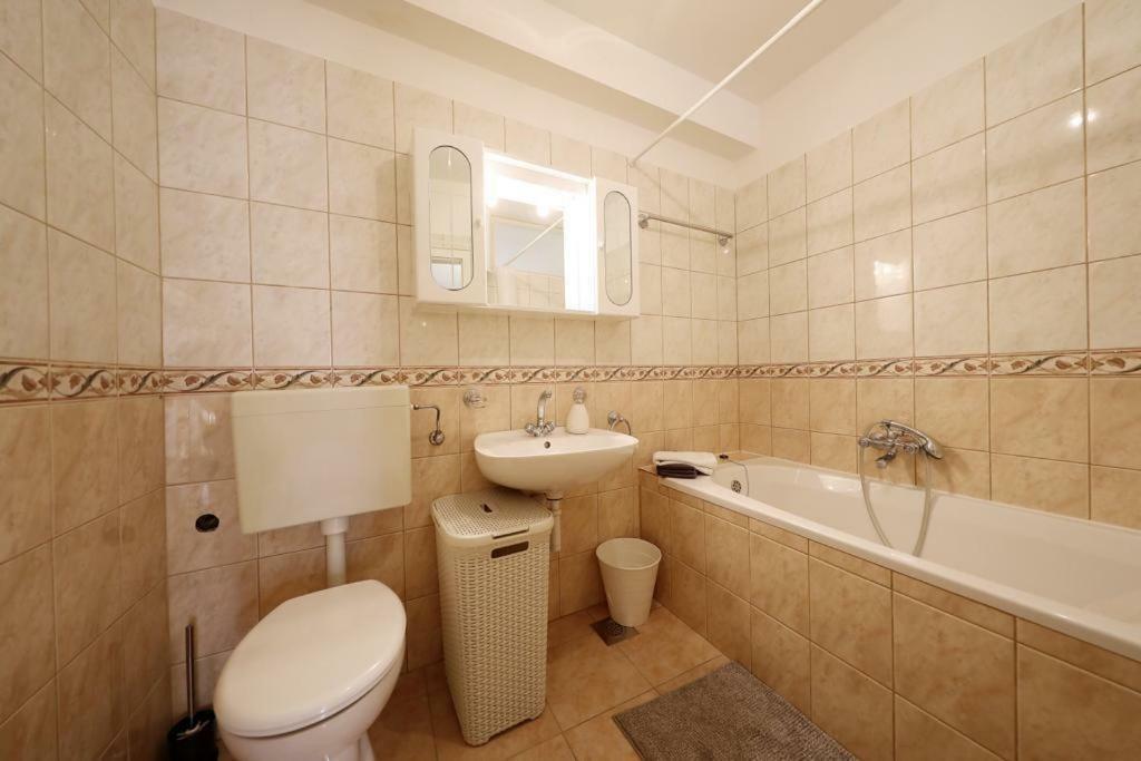 Apartman Bluemarin Pakostane Exterior photo